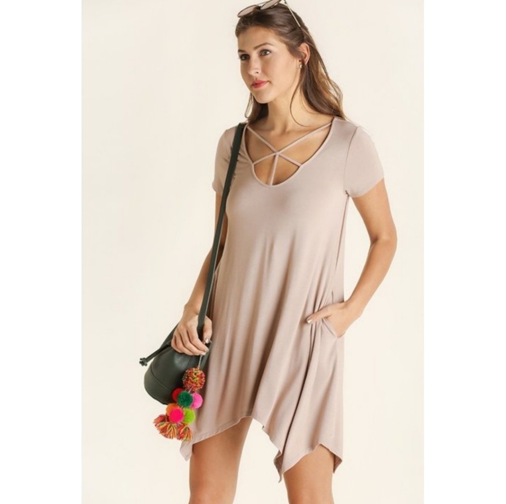 FINAL SALE 🆕🌿CAGED FRONT TUNIC🌿 - Picture 3 of 6